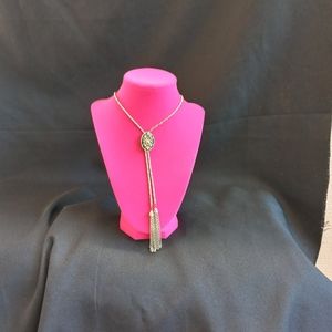 Women's necklace